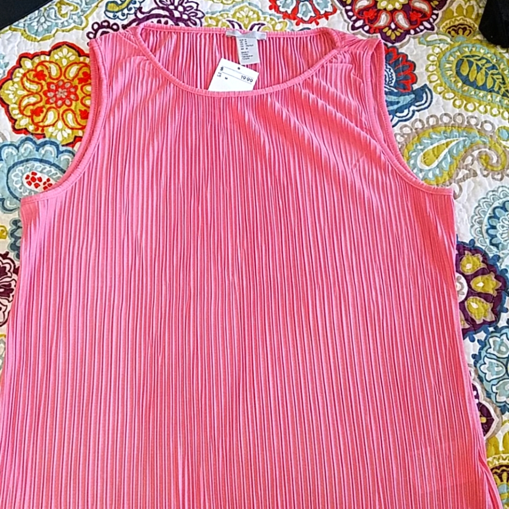 💥3 for $15💥Pleated top *NWT*